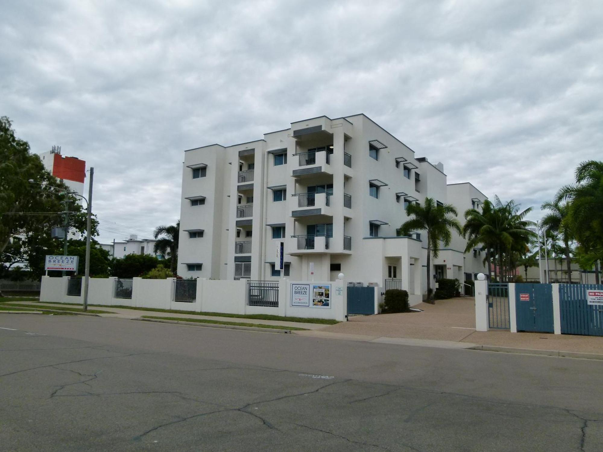 Madison Ocean Breeze Apartments Townsville Esterno foto