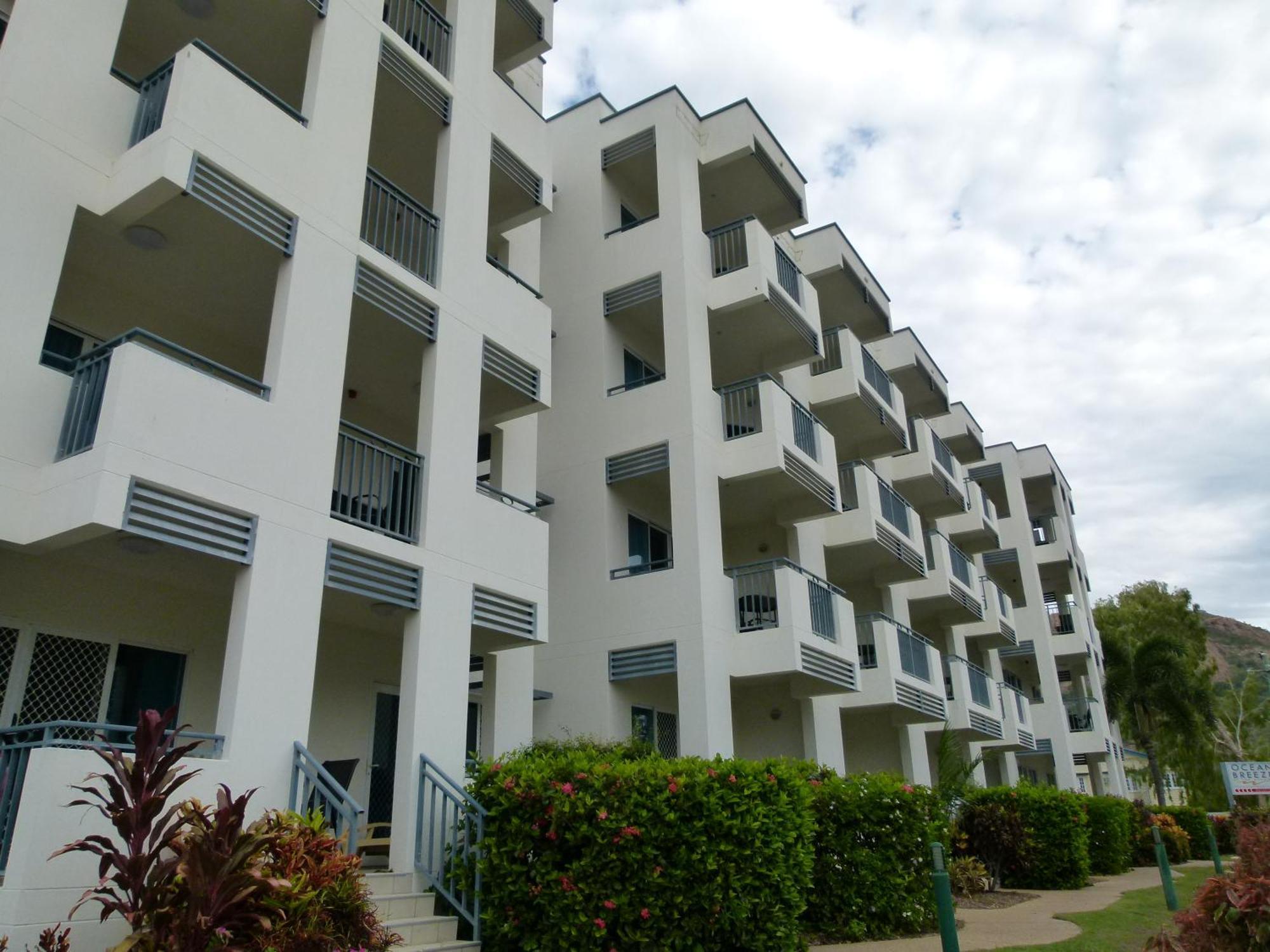 Madison Ocean Breeze Apartments Townsville Esterno foto