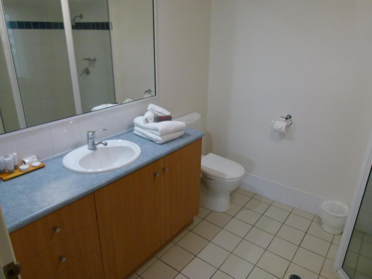 Madison Ocean Breeze Apartments Townsville Esterno foto