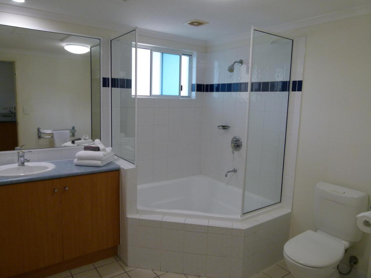 Madison Ocean Breeze Apartments Townsville Esterno foto