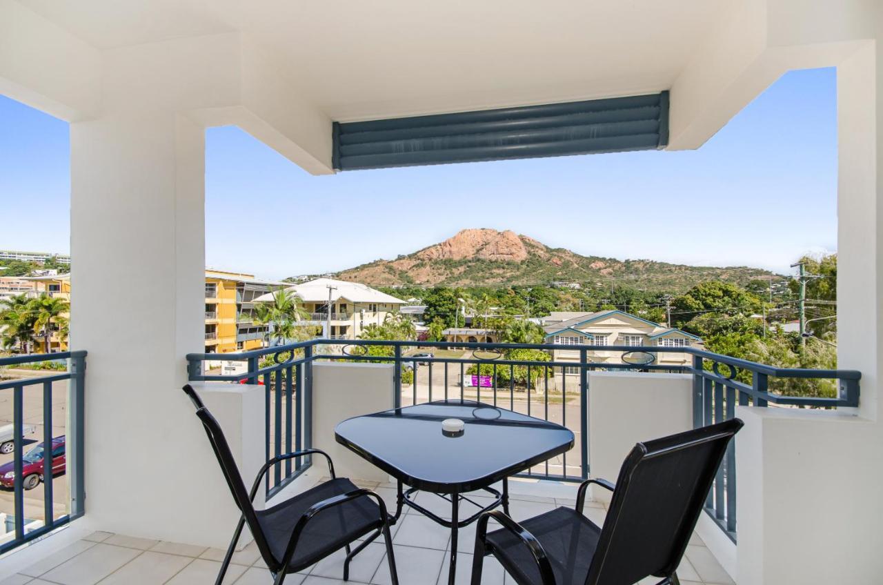Madison Ocean Breeze Apartments Townsville Esterno foto